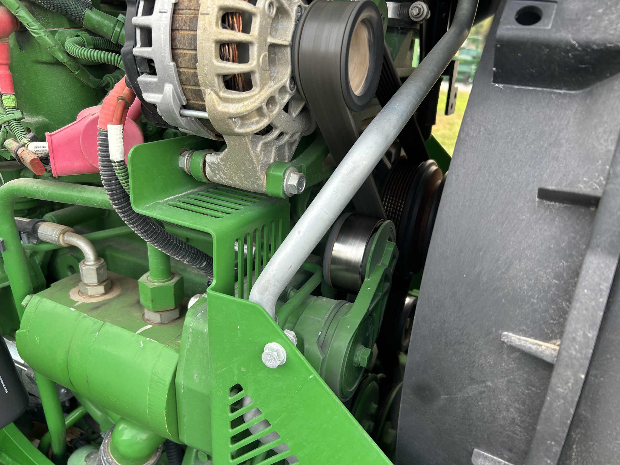  2022 John Deere 5090EL at Heritage Tractor in Anderson, MO