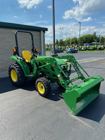 2022 John Deere 3035D Image 1
