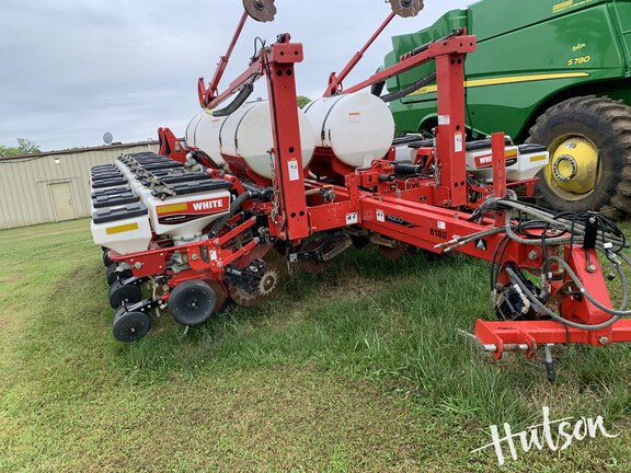 Photo of 2008 White 8180