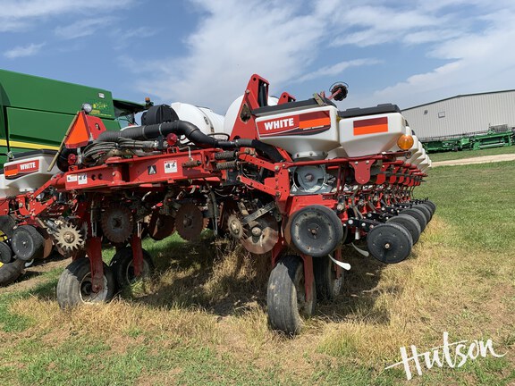 Photo of 2008 White 8180