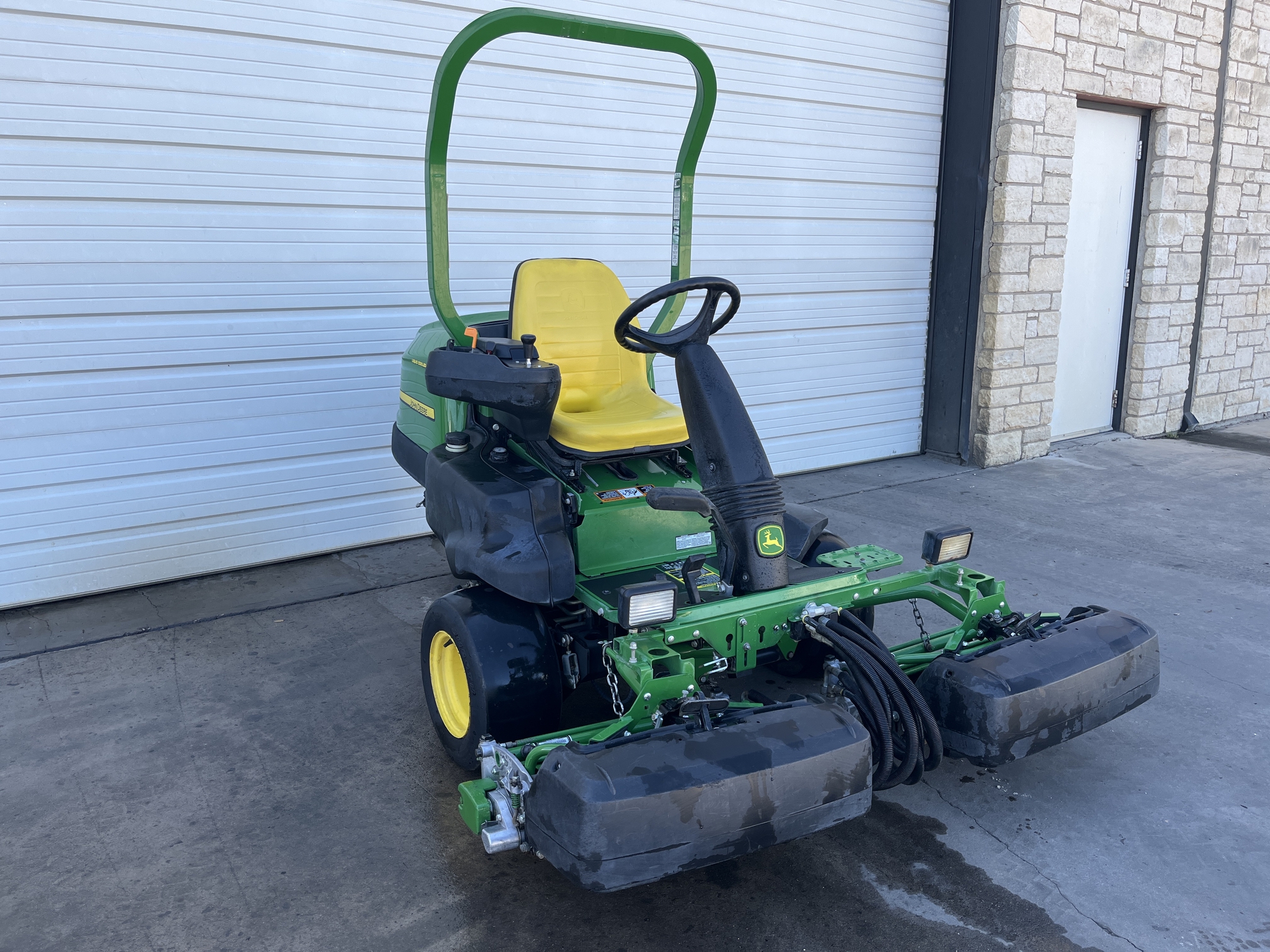 John Deere 2500B Image 5