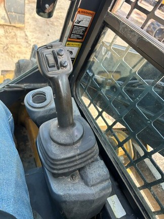2024 John Deere 318G