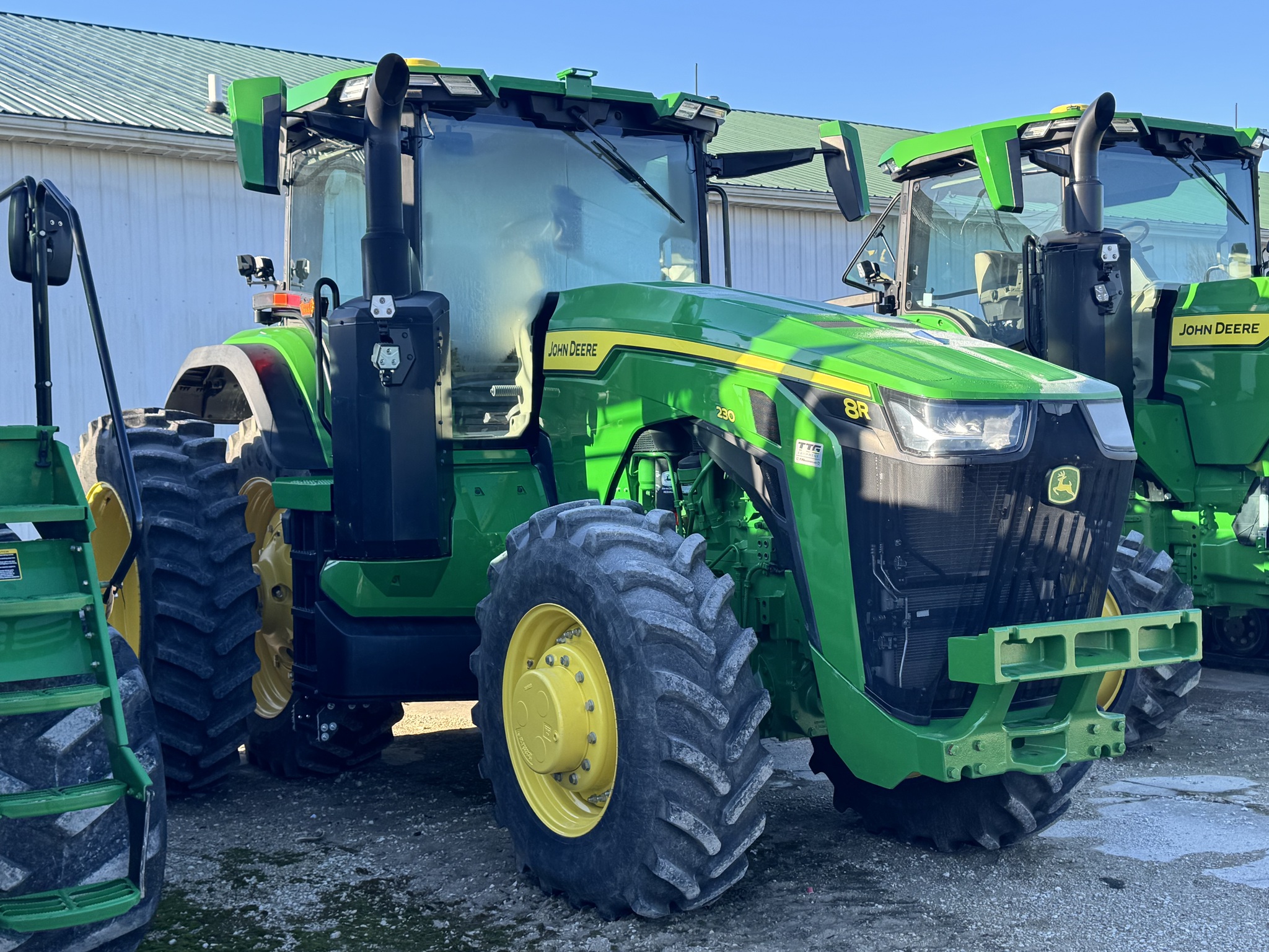 2023 John Deere 8R 230 Image 2