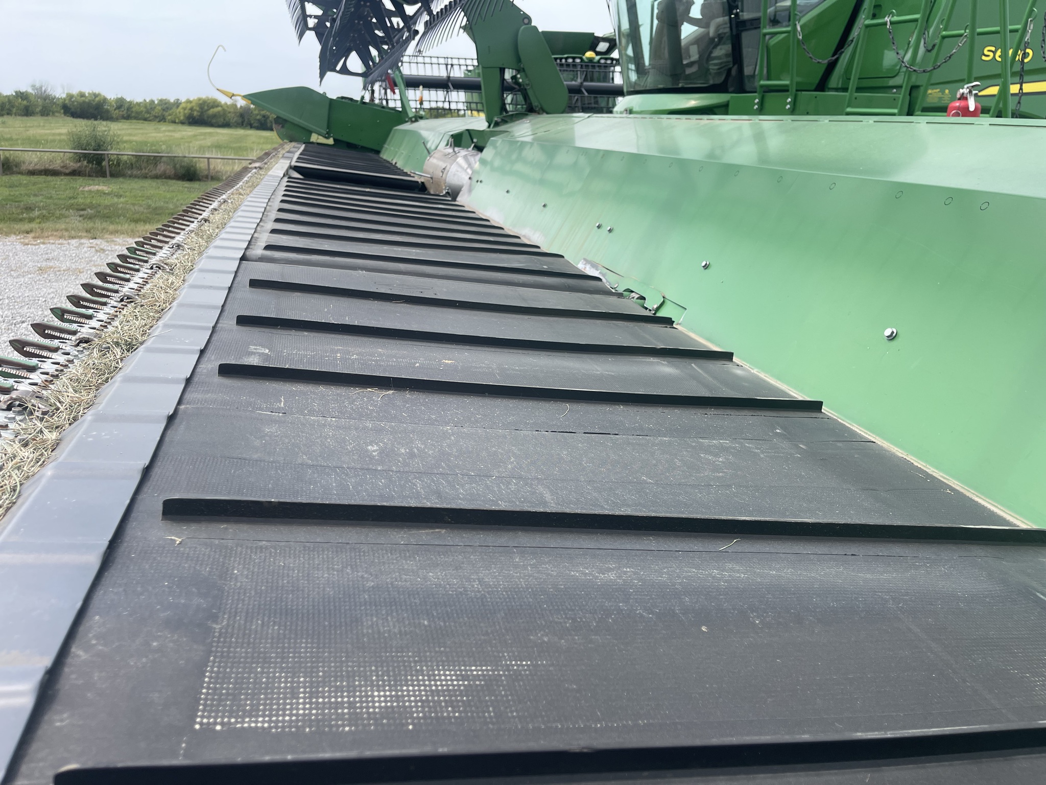  2015 John Deere 640FD at Heritage Tractor in Nevada, MO