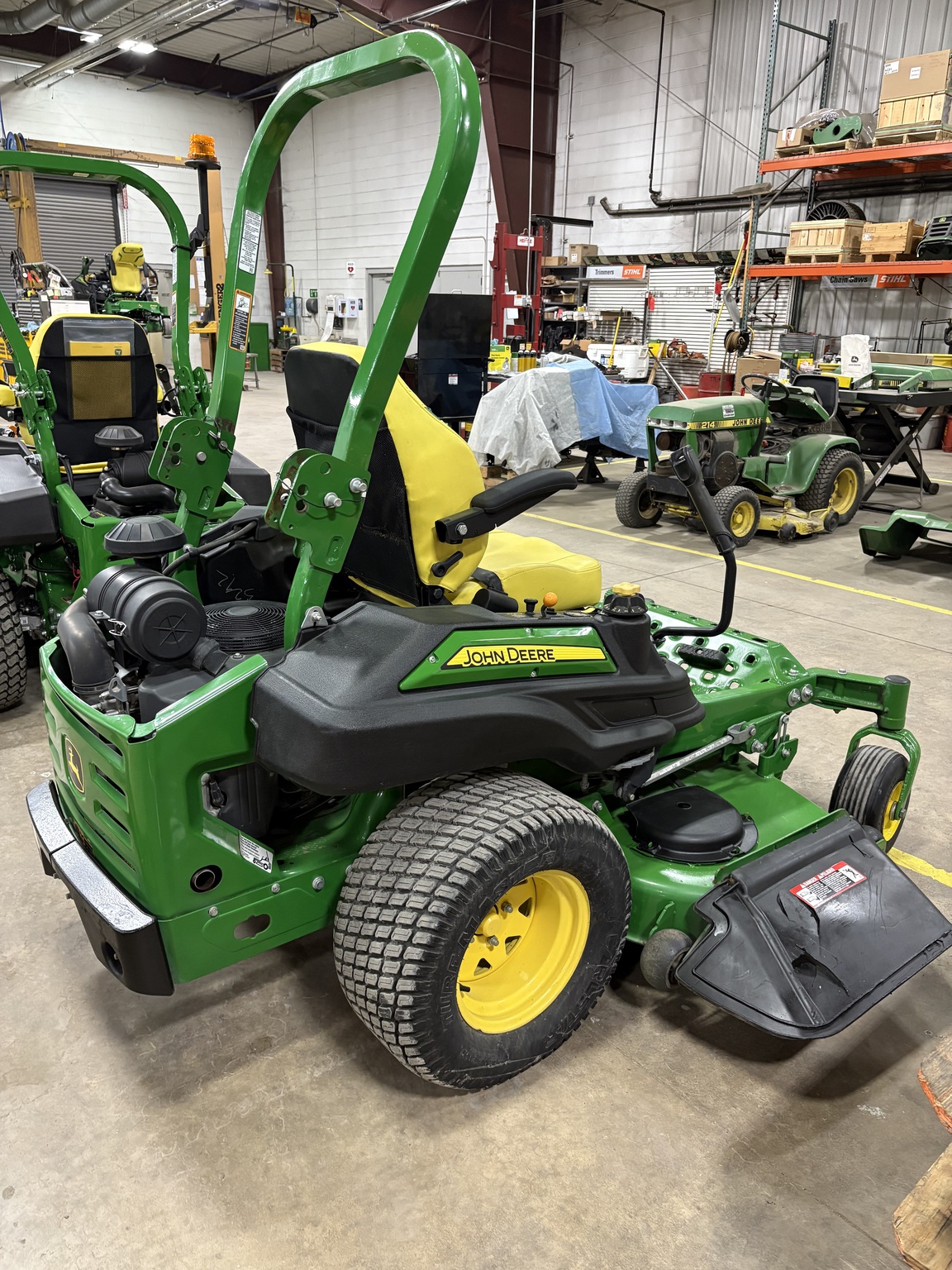 2022 John Deere Z970R Image 4