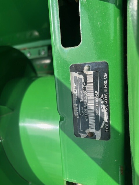 2014 John Deere S680 Image 10