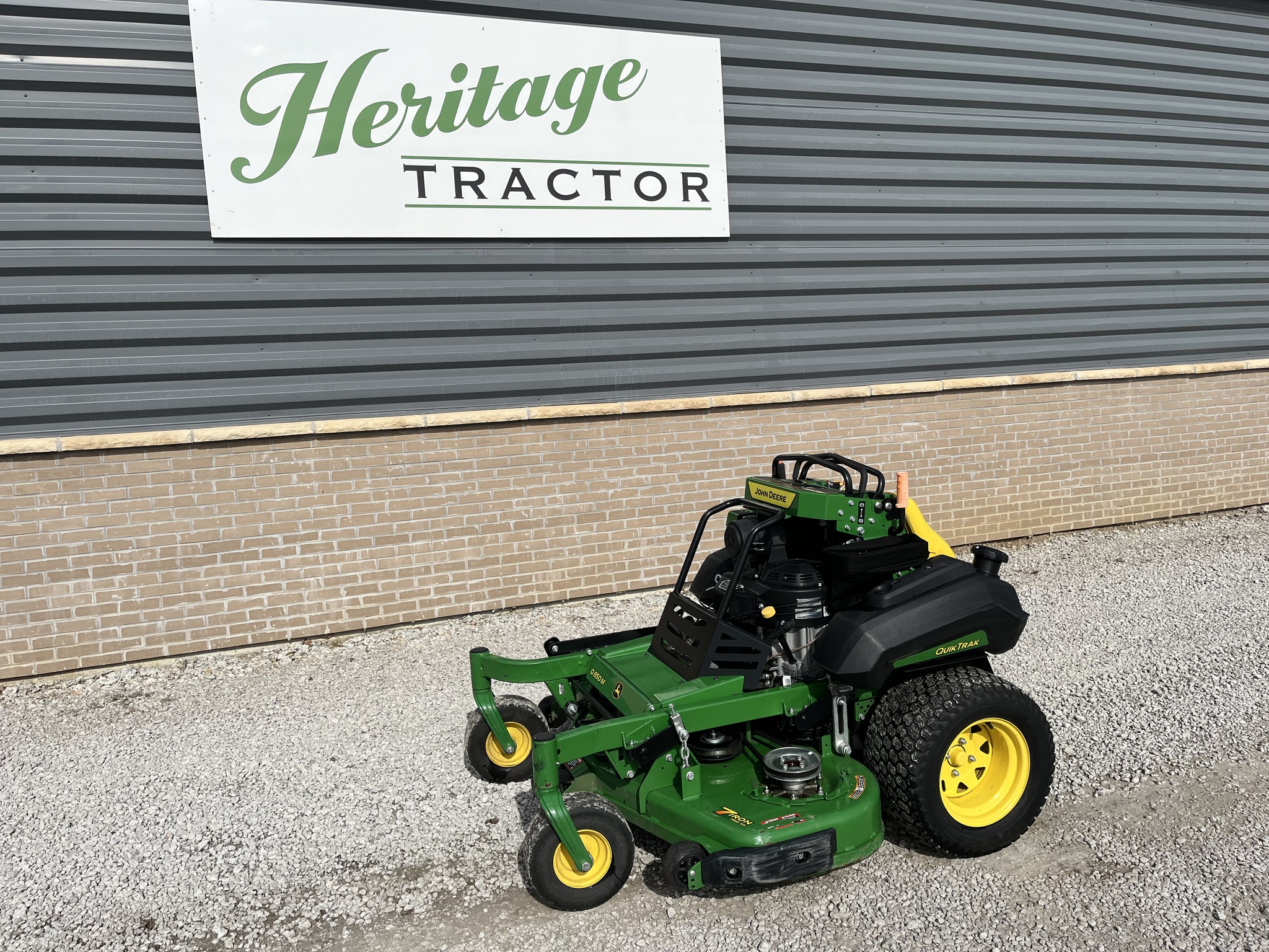  2024 John Deere Q850M at Heritage Tractor in Smithville, MO
