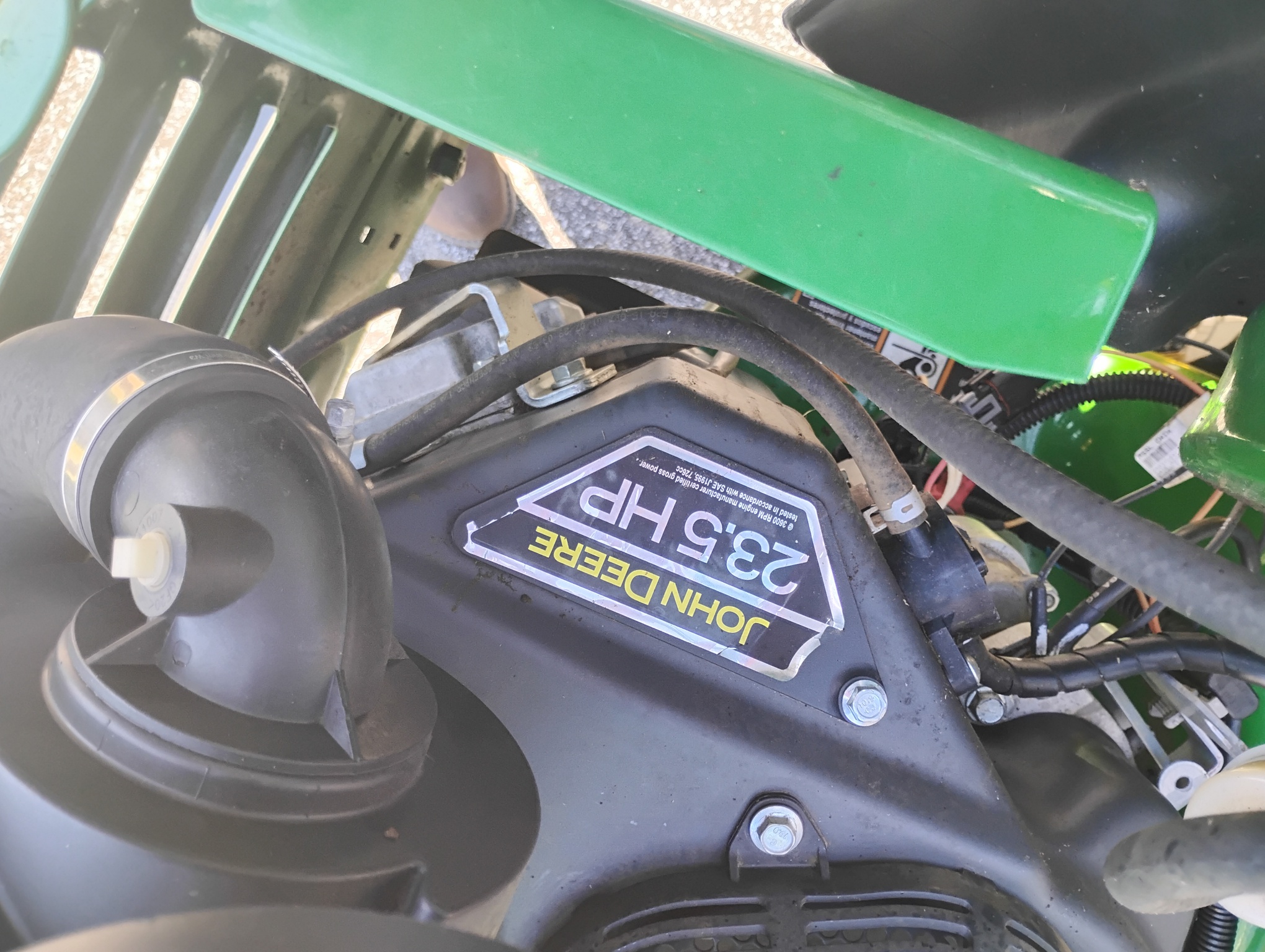 2023 John Deere Z920M Image 7