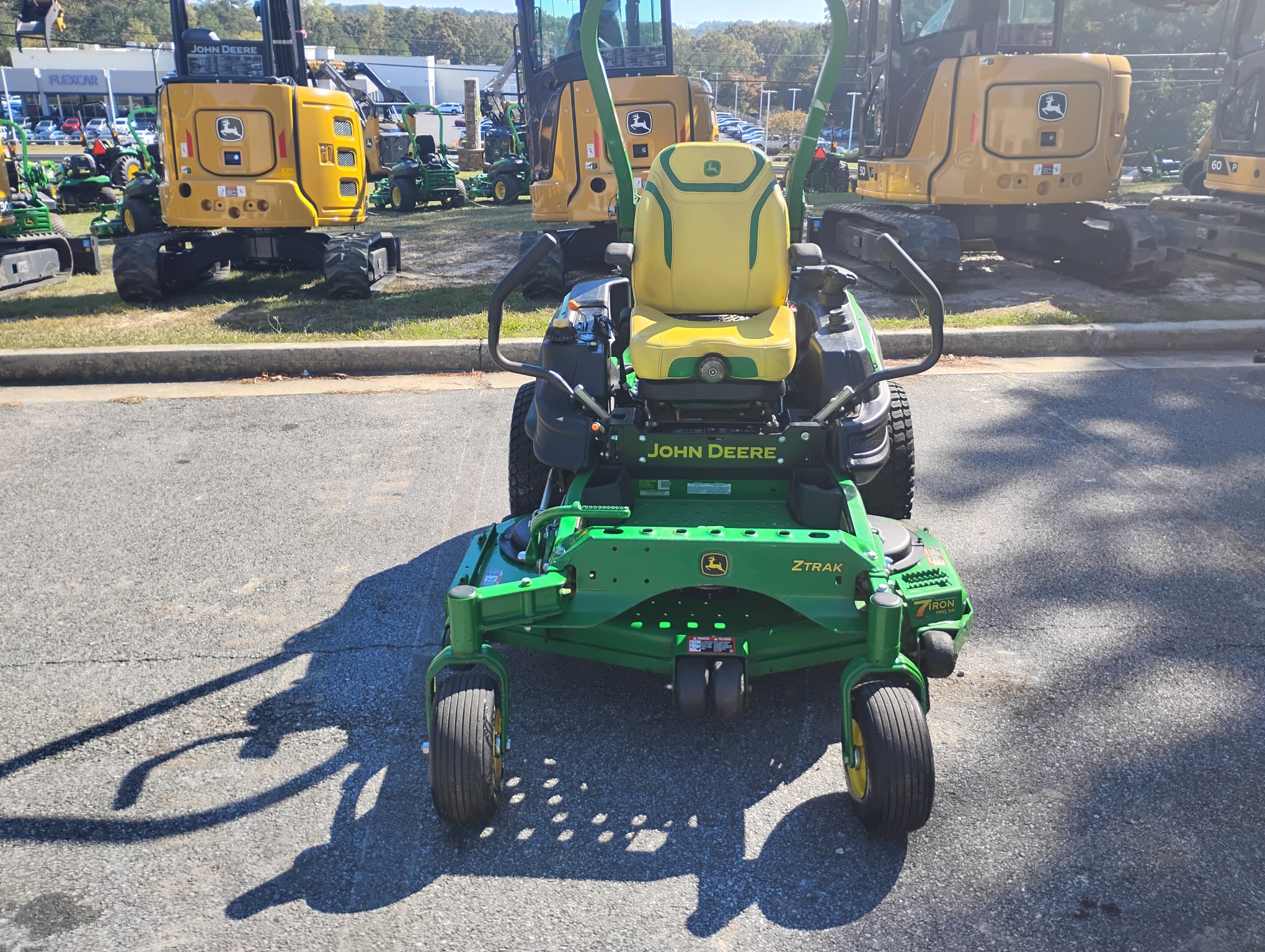 2023 John Deere Z920M Image 2