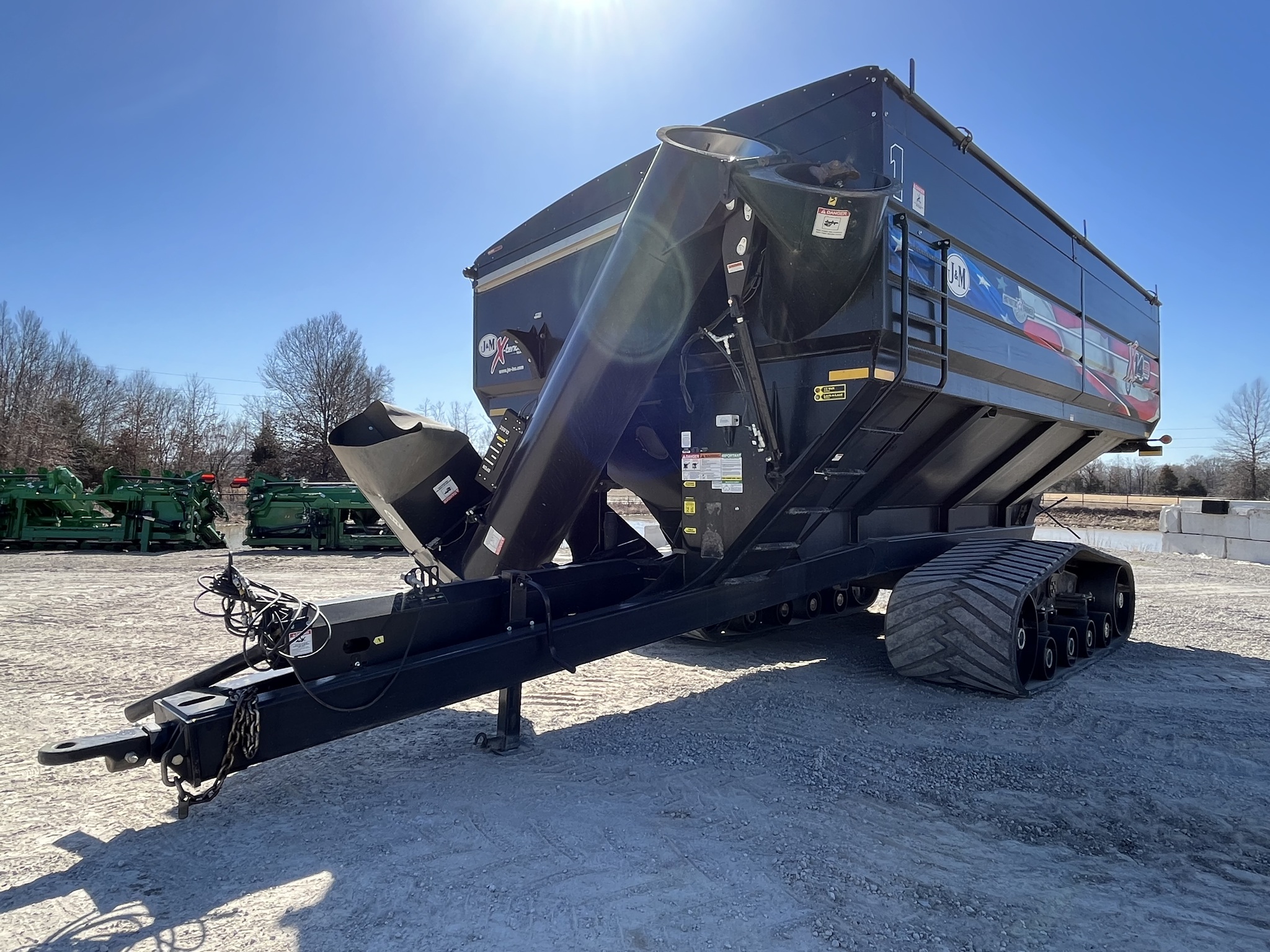  2022 J&M 1432 at Heritage Tractor in Pittsburg, KS