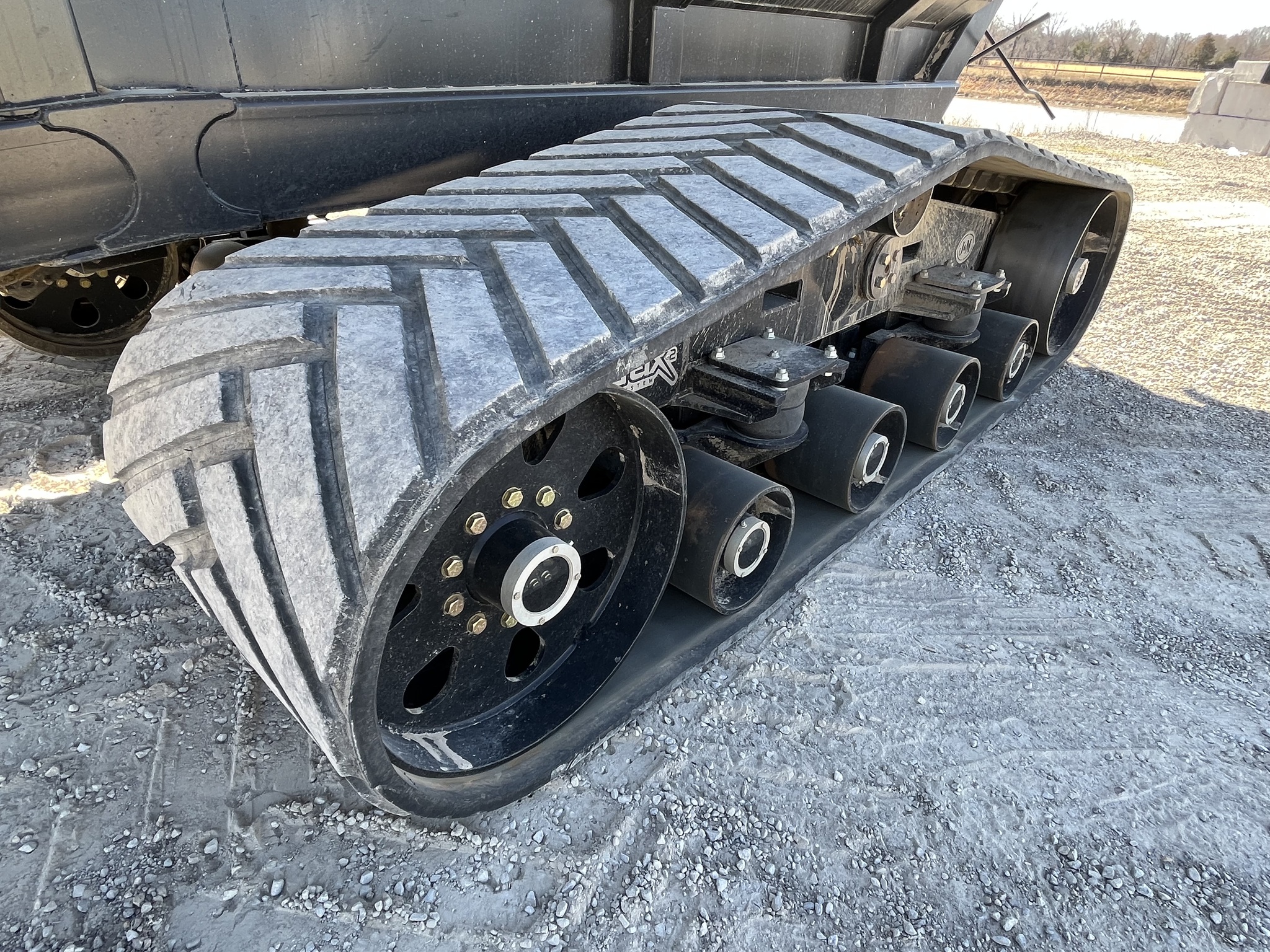  2022 J&M 1432 at Heritage Tractor in Pittsburg, KS