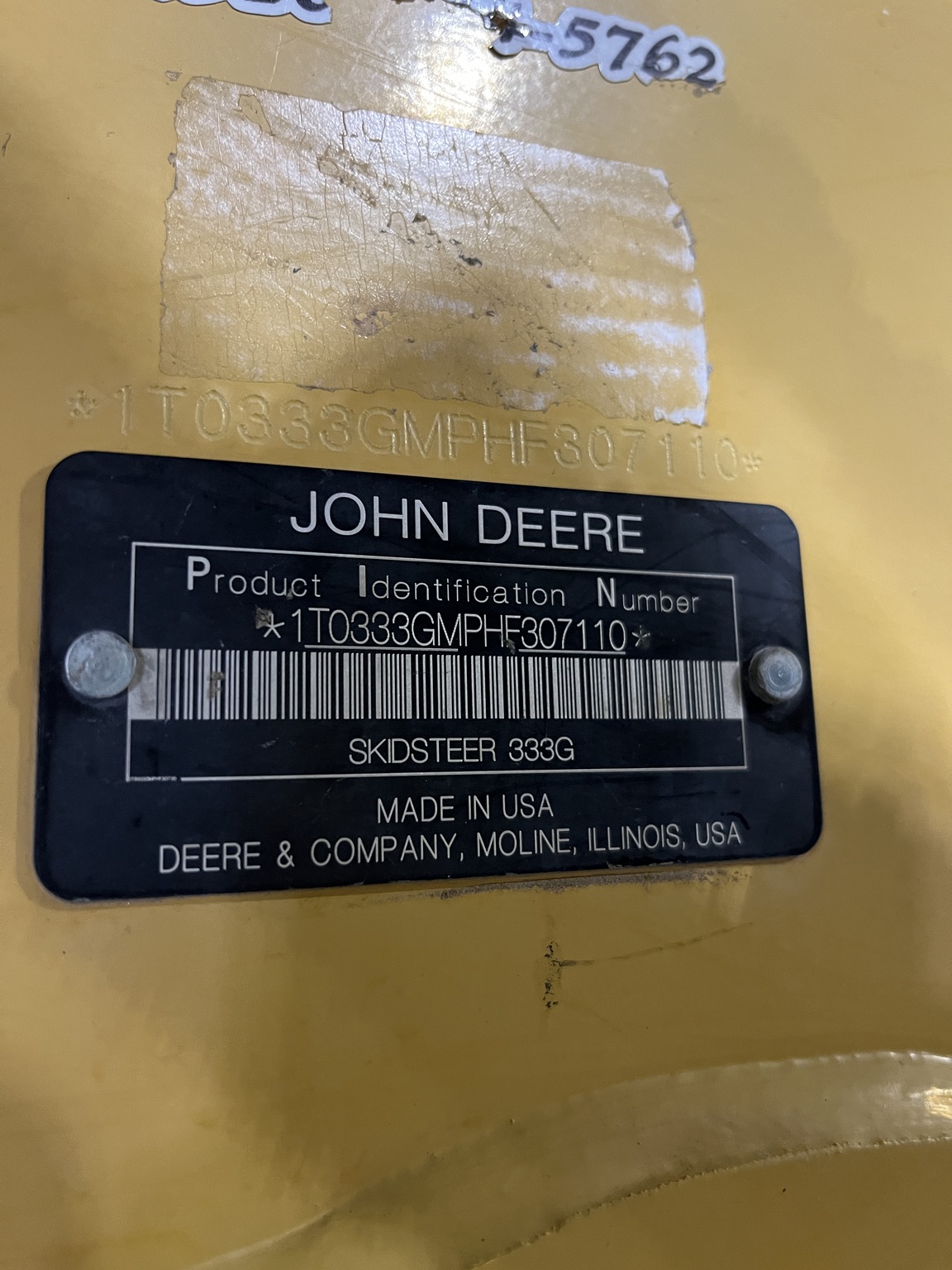 2017 John Deere 333G Image 8