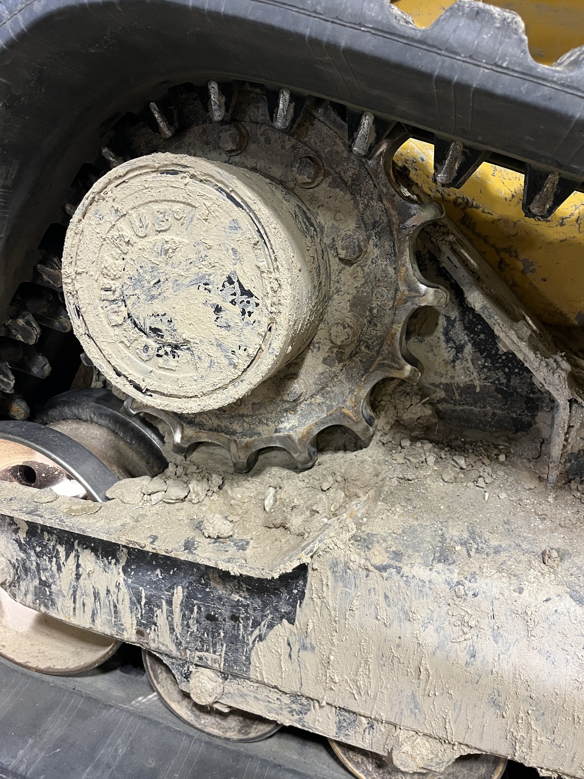 2017 John Deere 333G Image 9