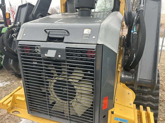 2017 John Deere 333G (5th thumbnail)