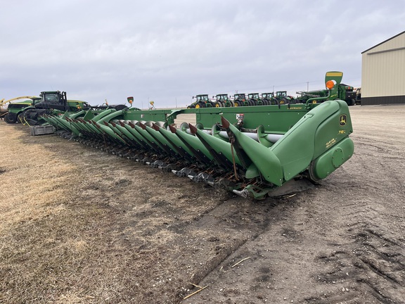 2019 John Deere 718C - Photo1