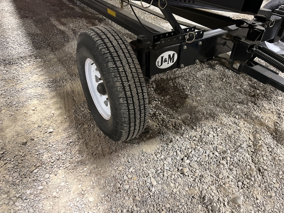 Used 2013 J&M 4WS15 Header carts at Koenig Equipment in Oxford, OH - Photo0