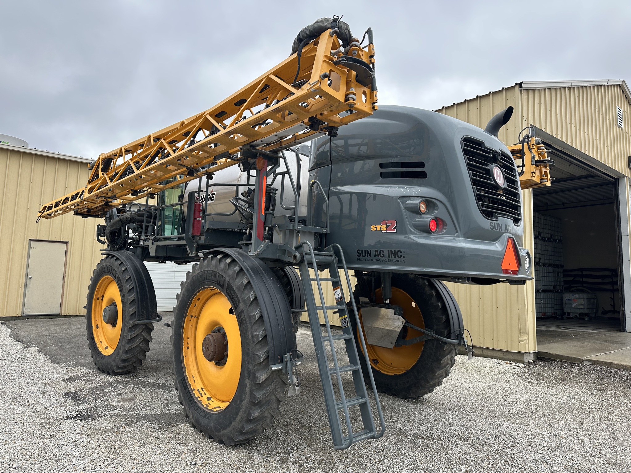  2019 Hagie STS12 at Heritage Tractor in Streator, IL