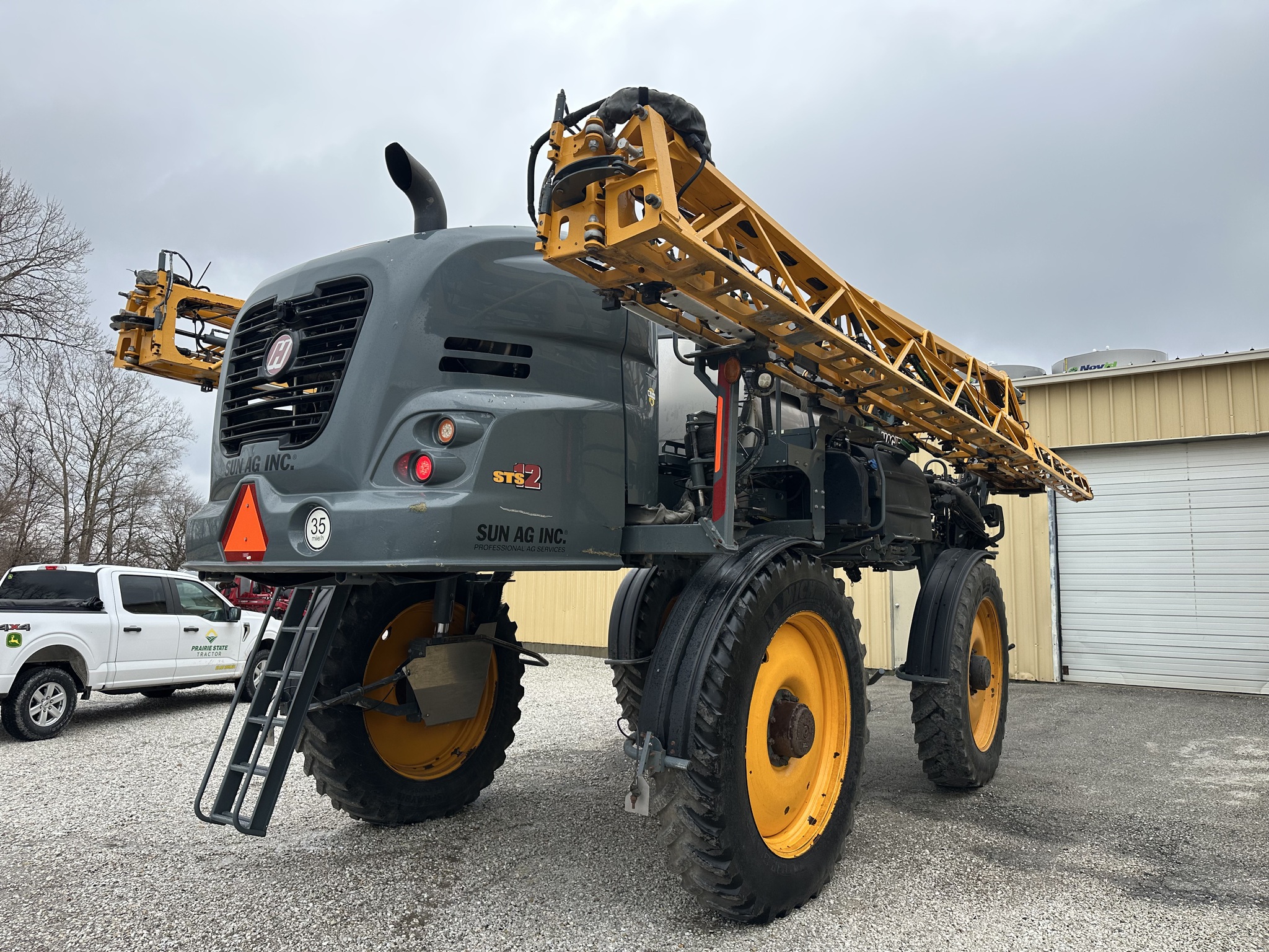  2019 Hagie STS12 at Heritage Tractor in Streator, IL