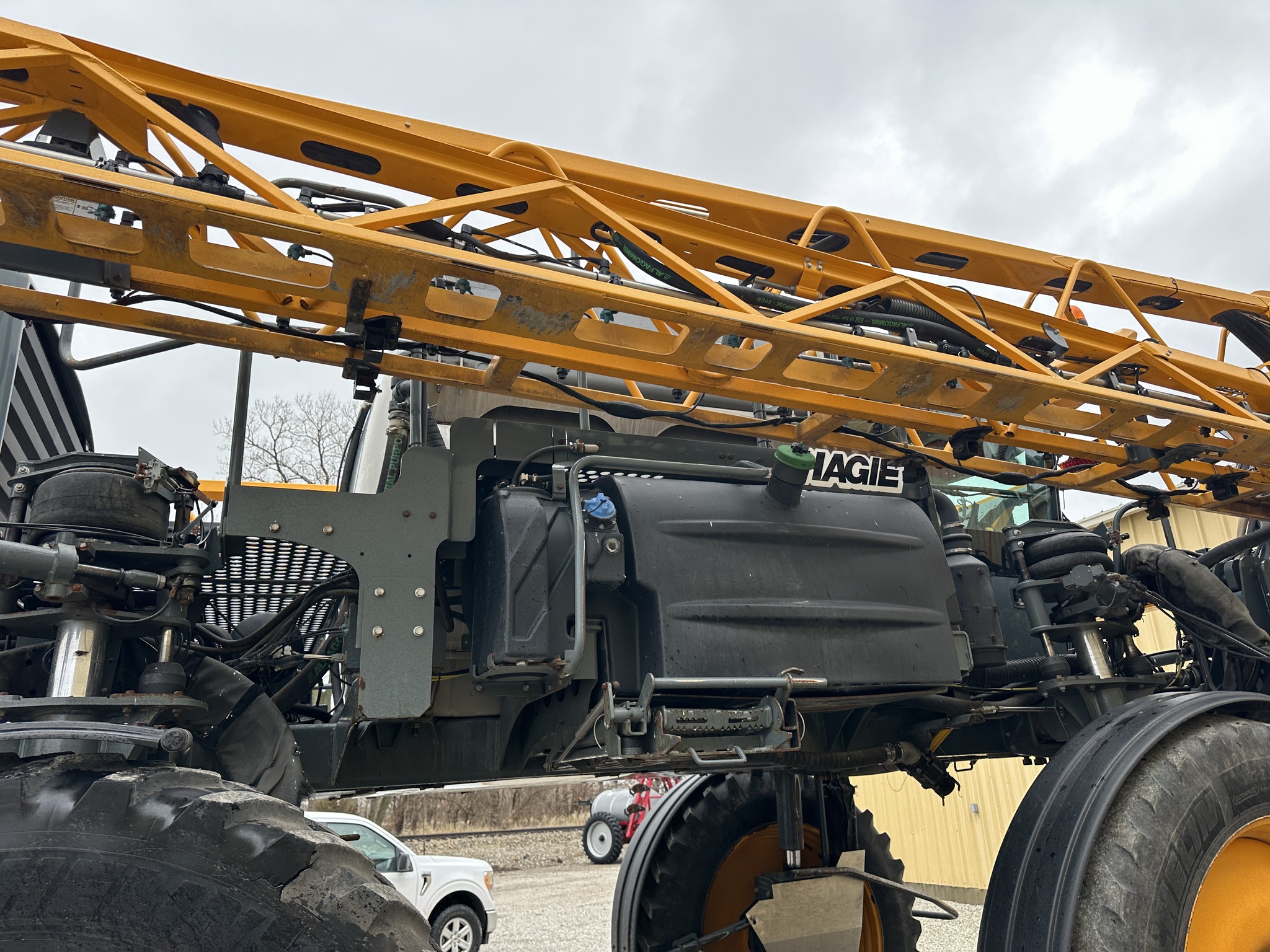  2019 Hagie STS12 at Heritage Tractor in Streator, IL