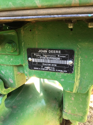 2024 John Deere 5075E Photo 2