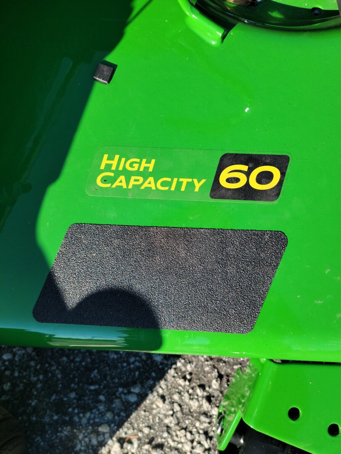 2025 John Deere Z545R Image 8