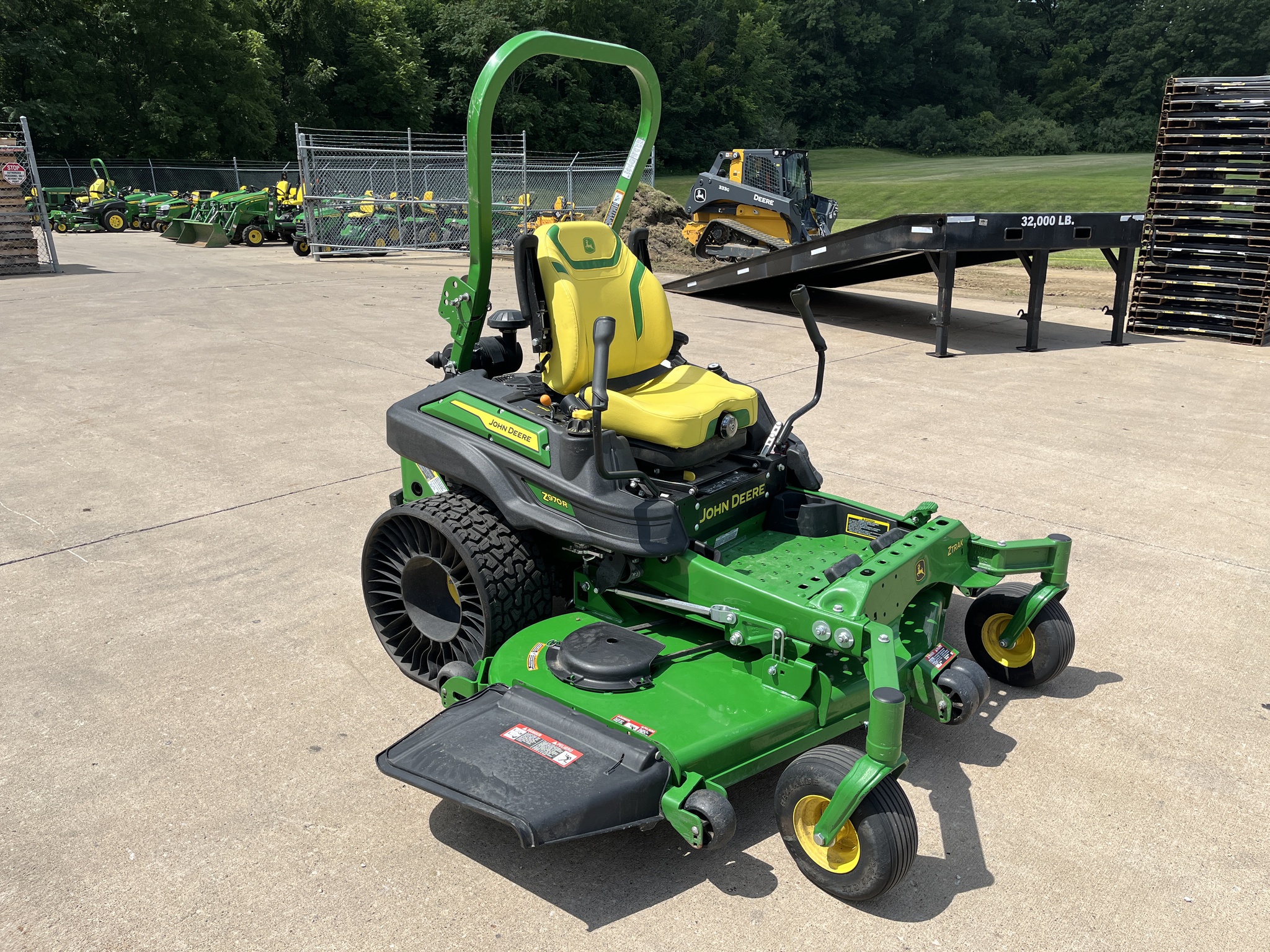 2024 John Deere Z970R Image 3