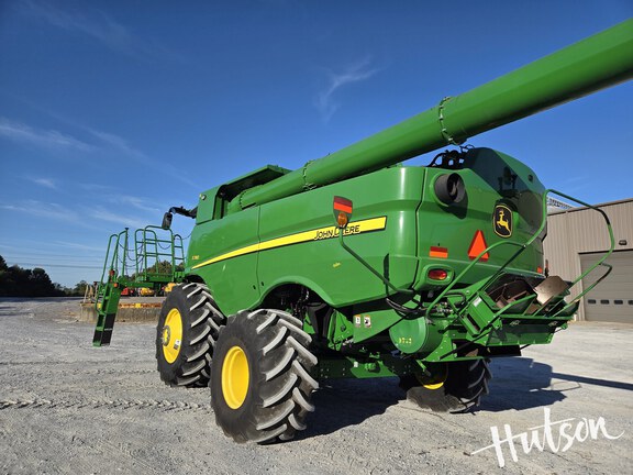 Photo of 2024 John Deere S780