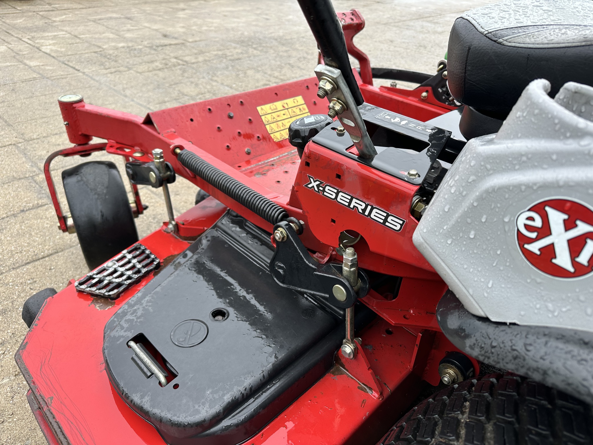 2019 Exmark LZX921GKA Image 9
