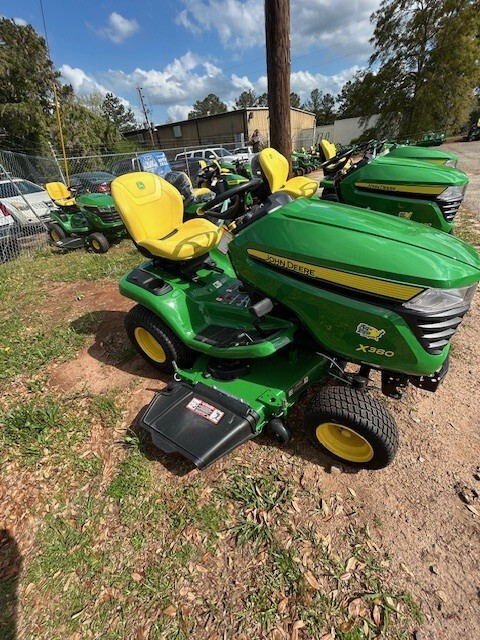 2024 John Deere X380 Image 1