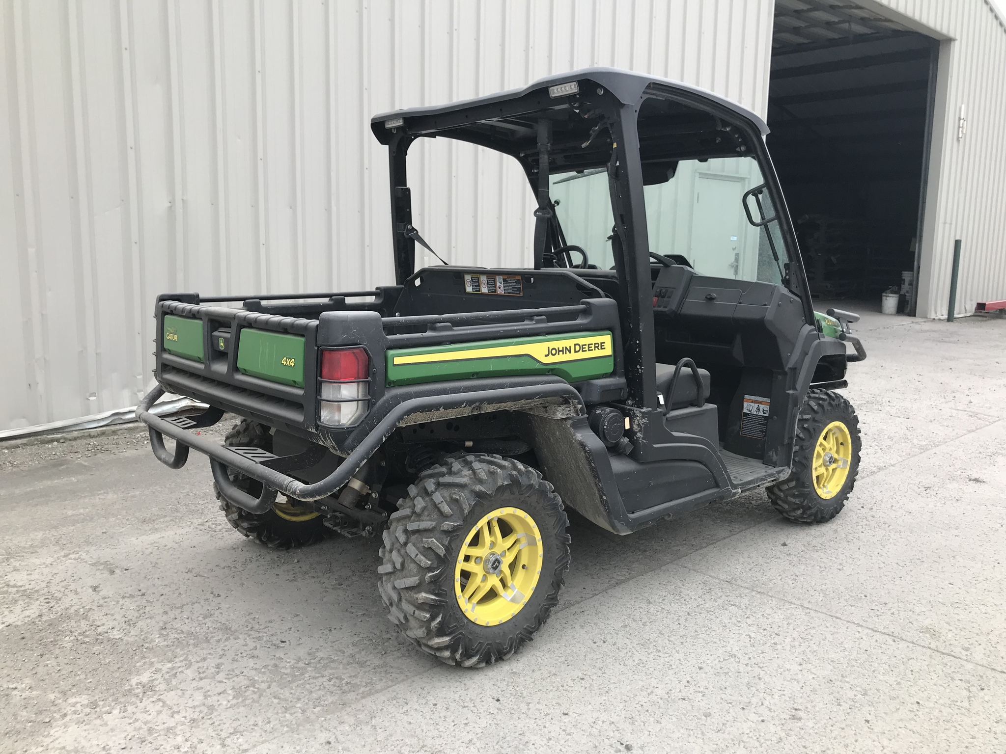 2023 John Deere XUV 835M Image 3