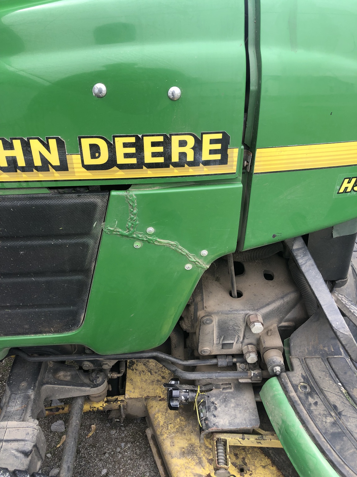 1999 John Deere 4200 Image 6