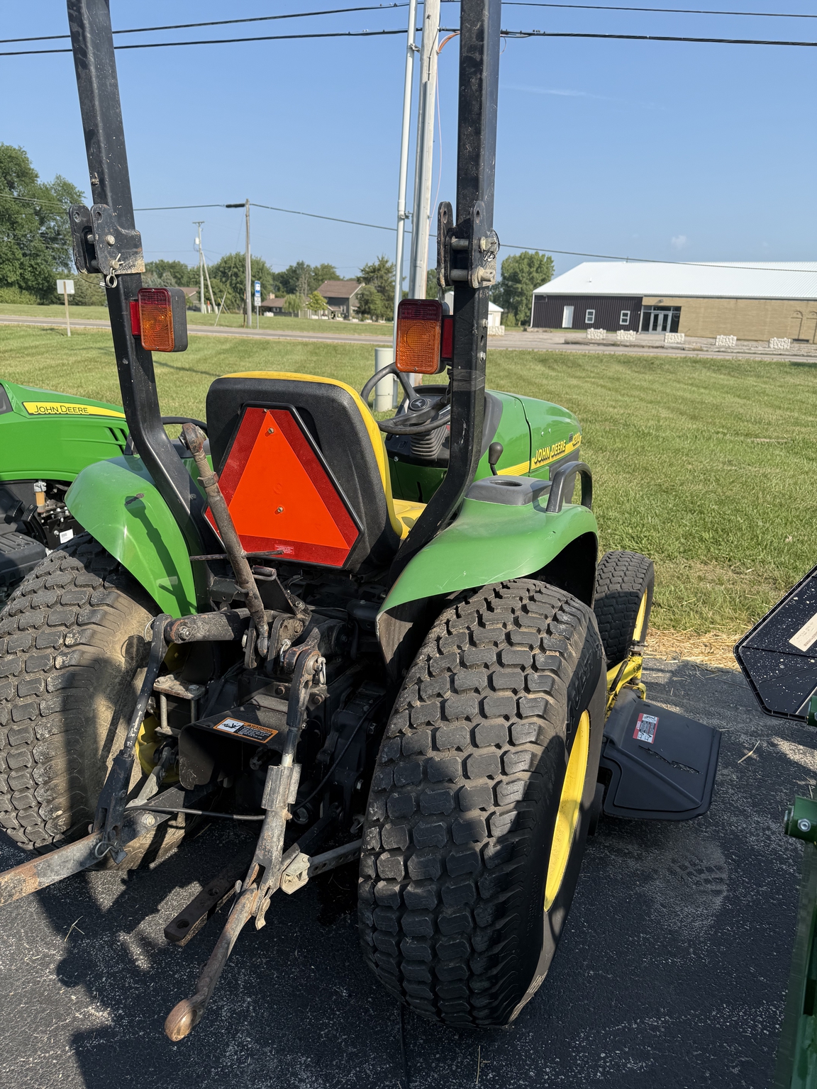 1999 John Deere 4200 Image 4