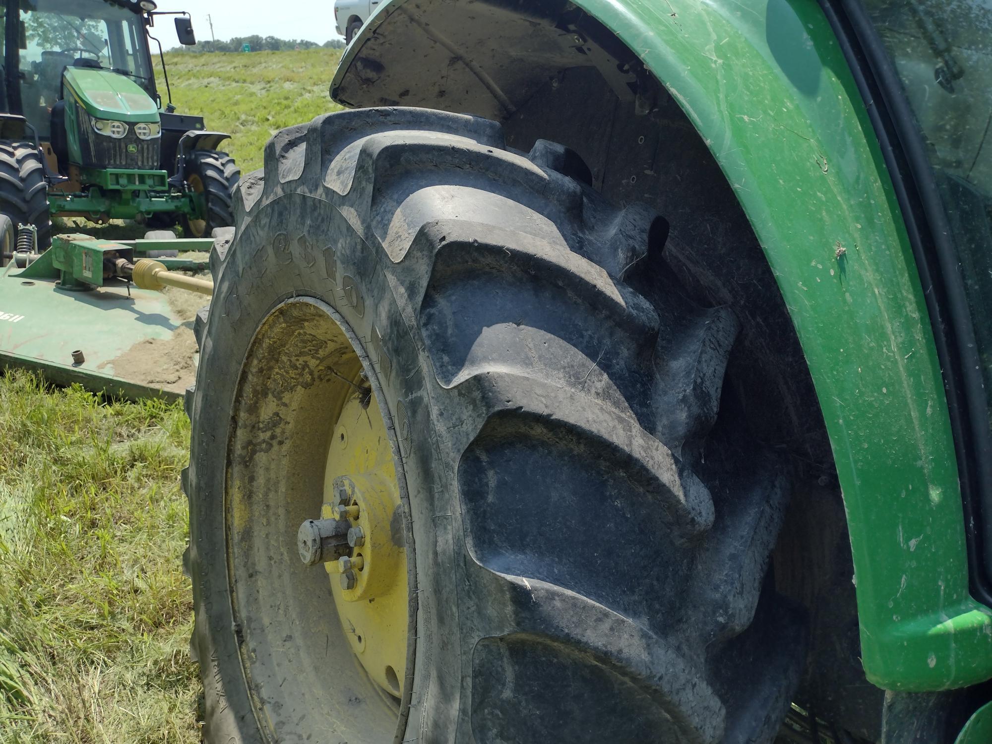 2023 John Deere 6120M Image 3