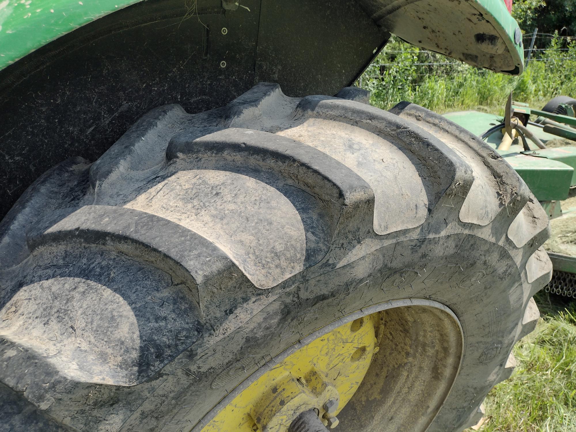 2023 John Deere 6120M Image 13