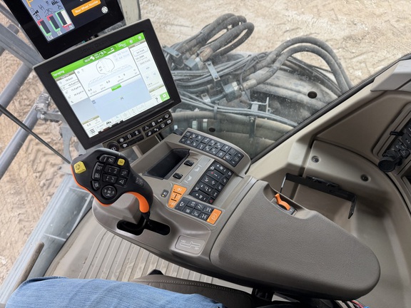 2024 Hagie STS16 - Photo44