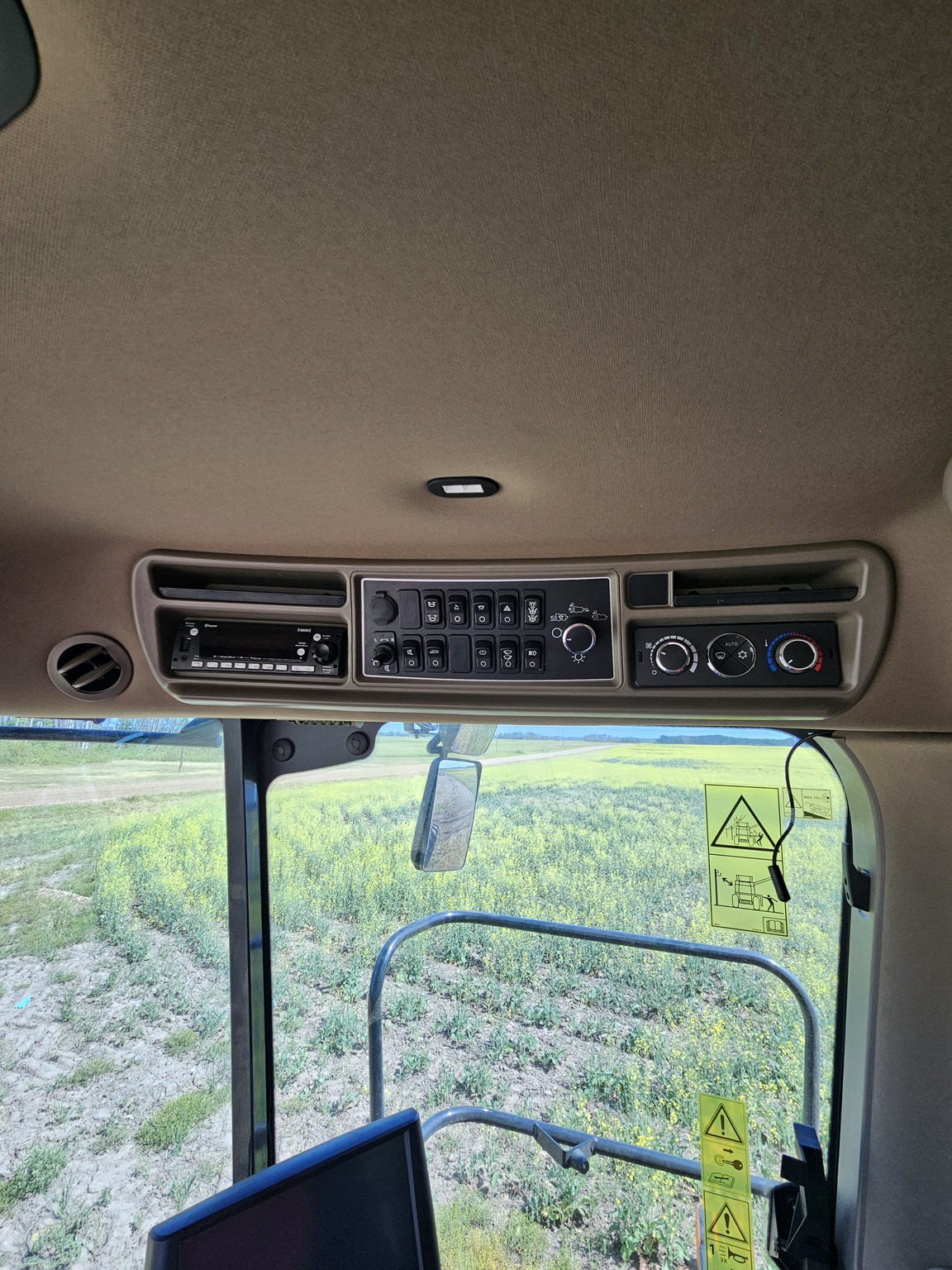 2024 Case IH 8250 Image 11
