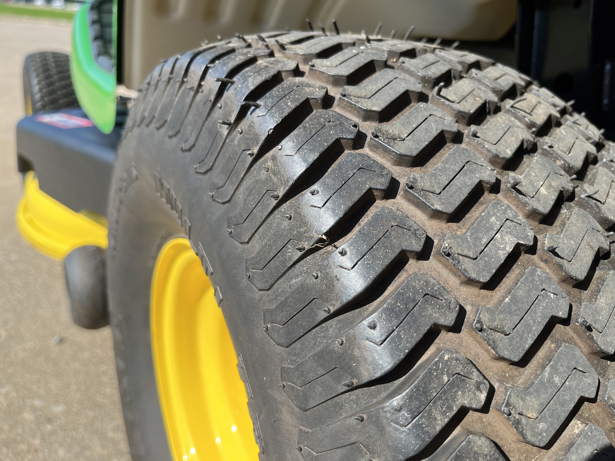 2015 John Deere X350R Image 11