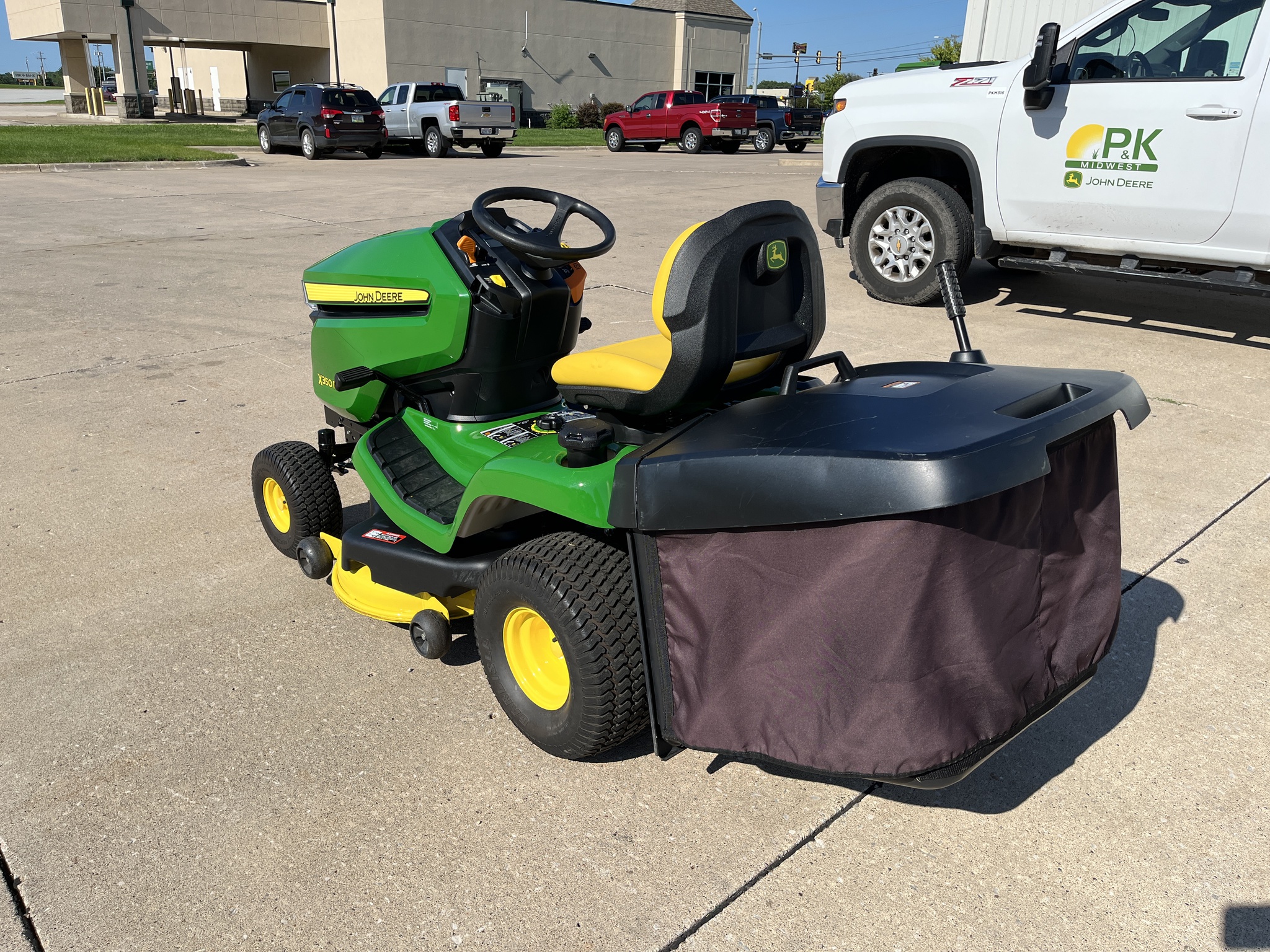 2015 John Deere X350R Image 7