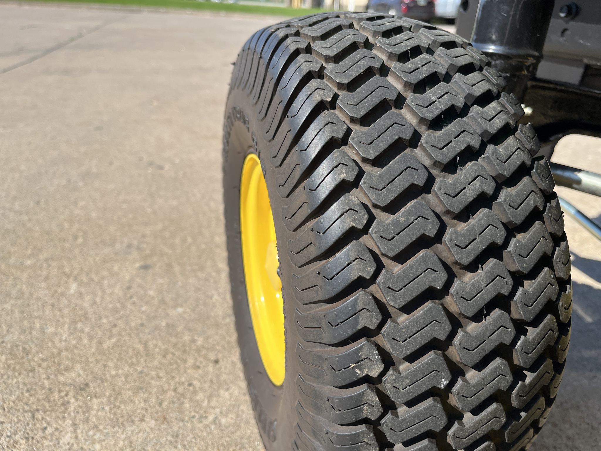 2015 John Deere X350R Image 12