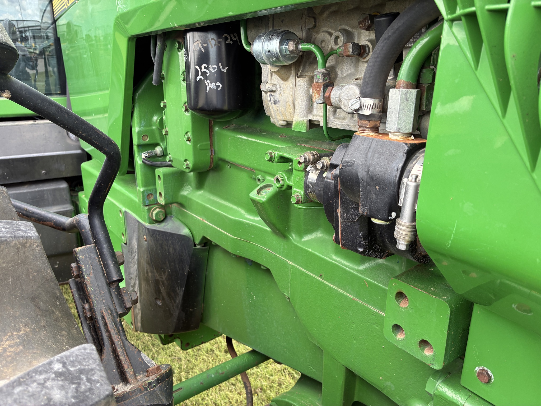 1996 John Deere 8300 Image 24