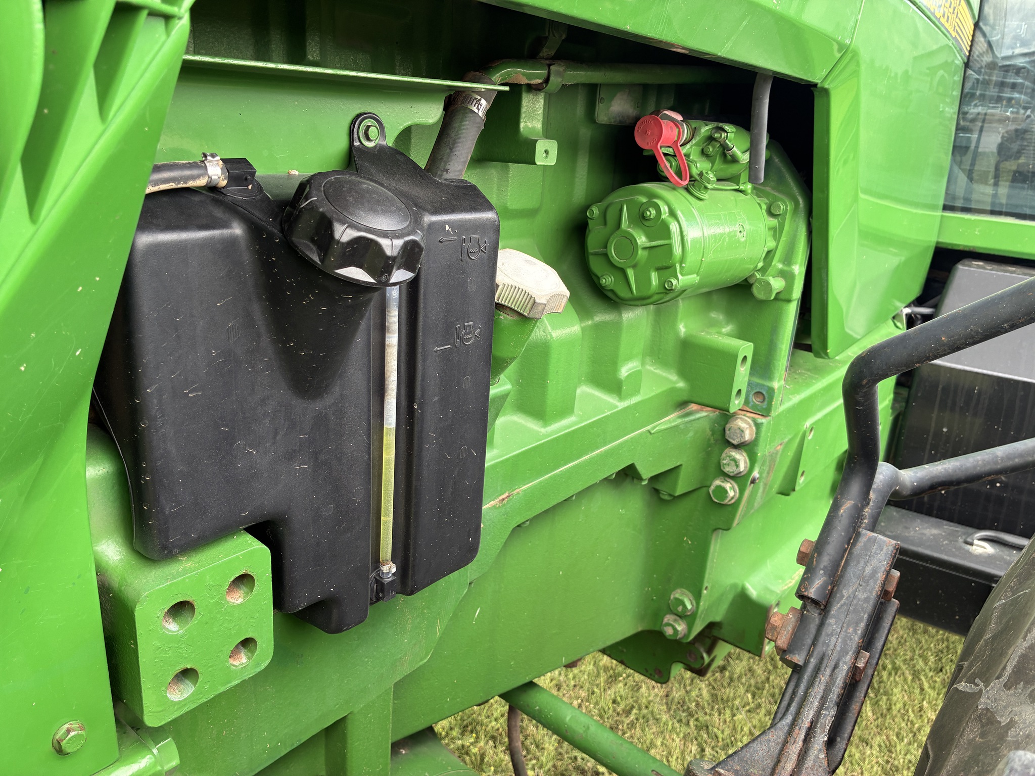 1996 John Deere 8300 Image 12