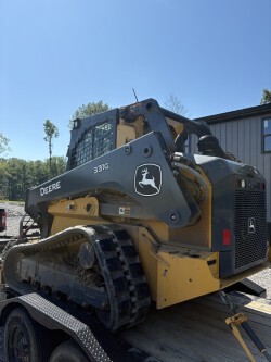 2023 John Deere 331G