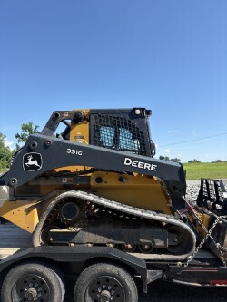 2023 John Deere 331G