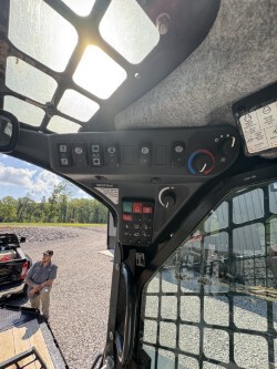 2023 John Deere 331G