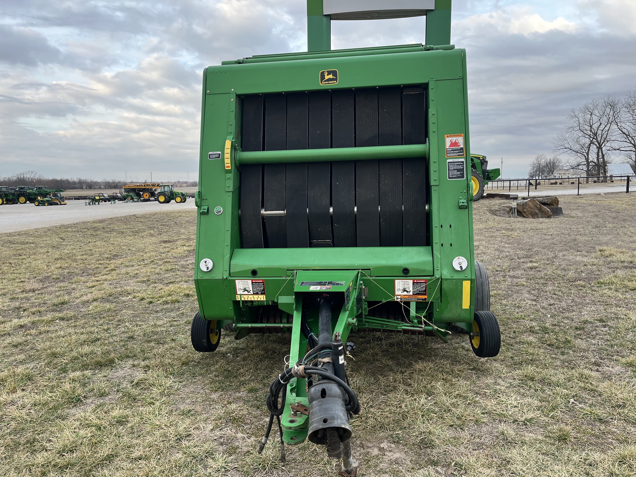  2001 John Deere 567 at Heritage Tractor in Lockwood, MO