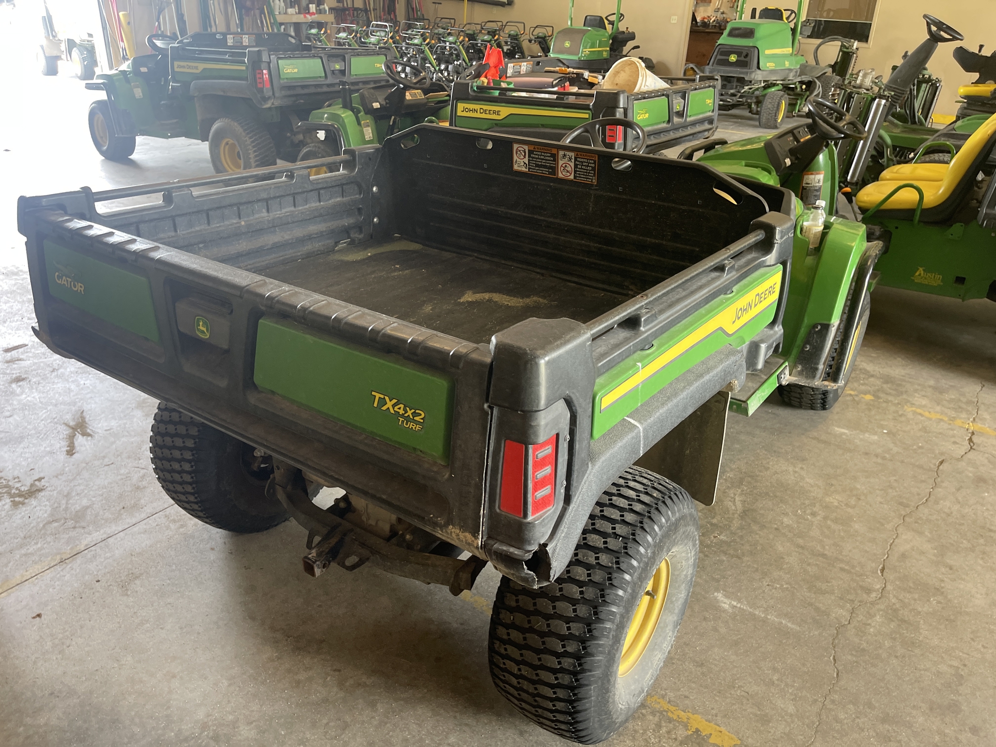 2021 John Deere Tx Turf Image 7