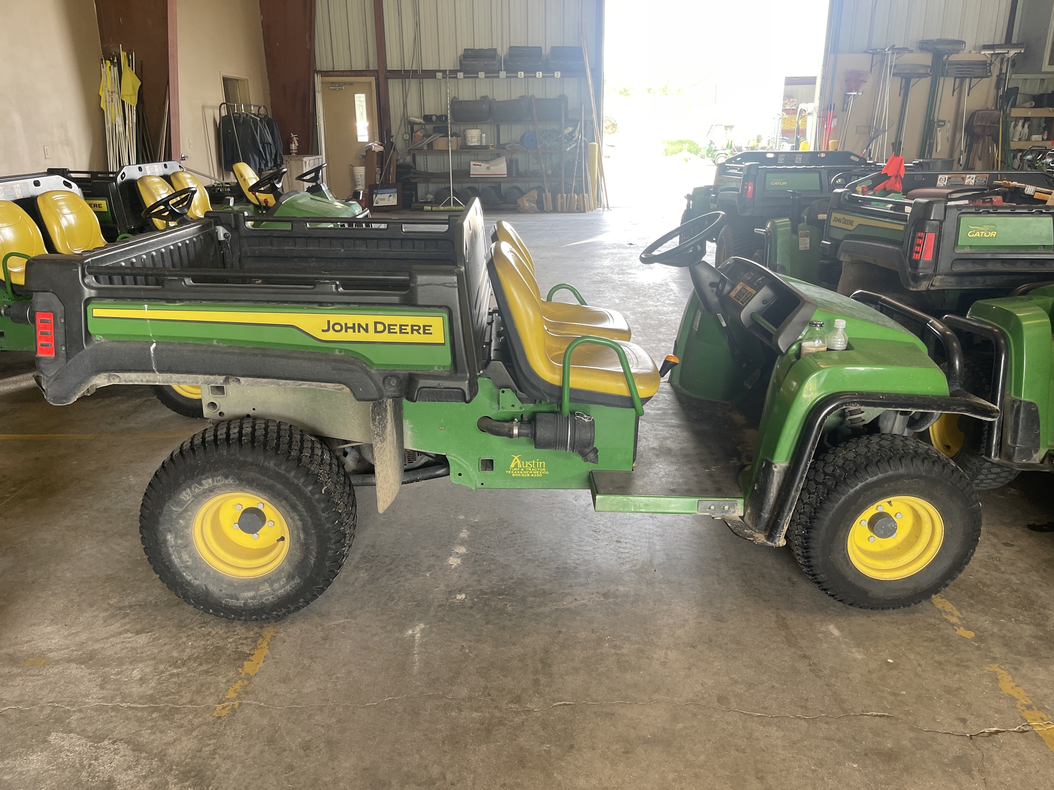 2021 John Deere Tx Turf Image 6