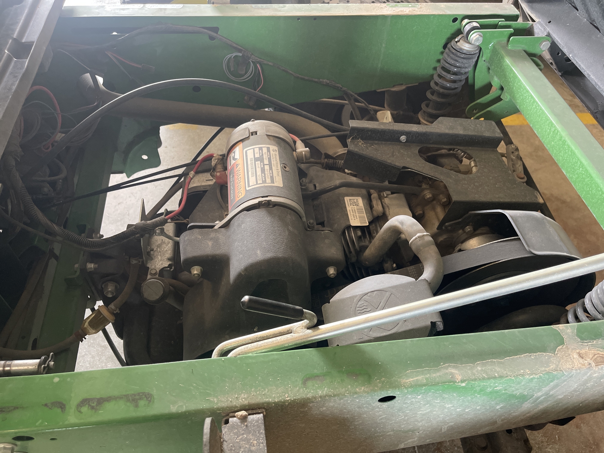 2021 John Deere Tx Turf Image 14