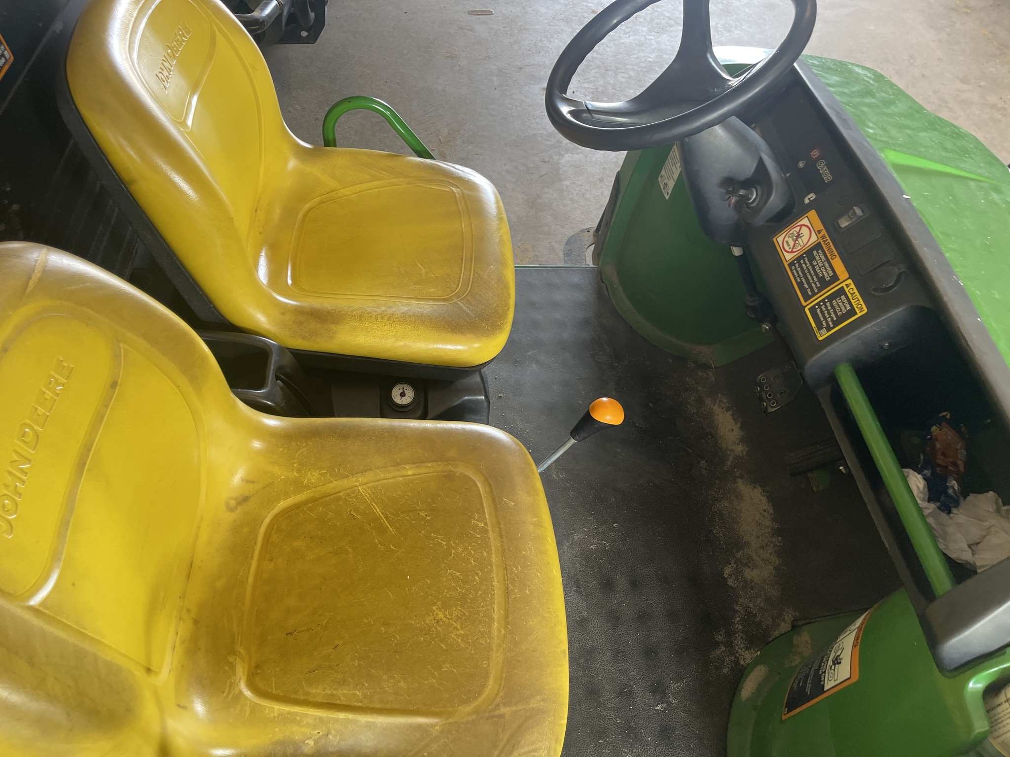 2021 John Deere Tx Turf Image 12