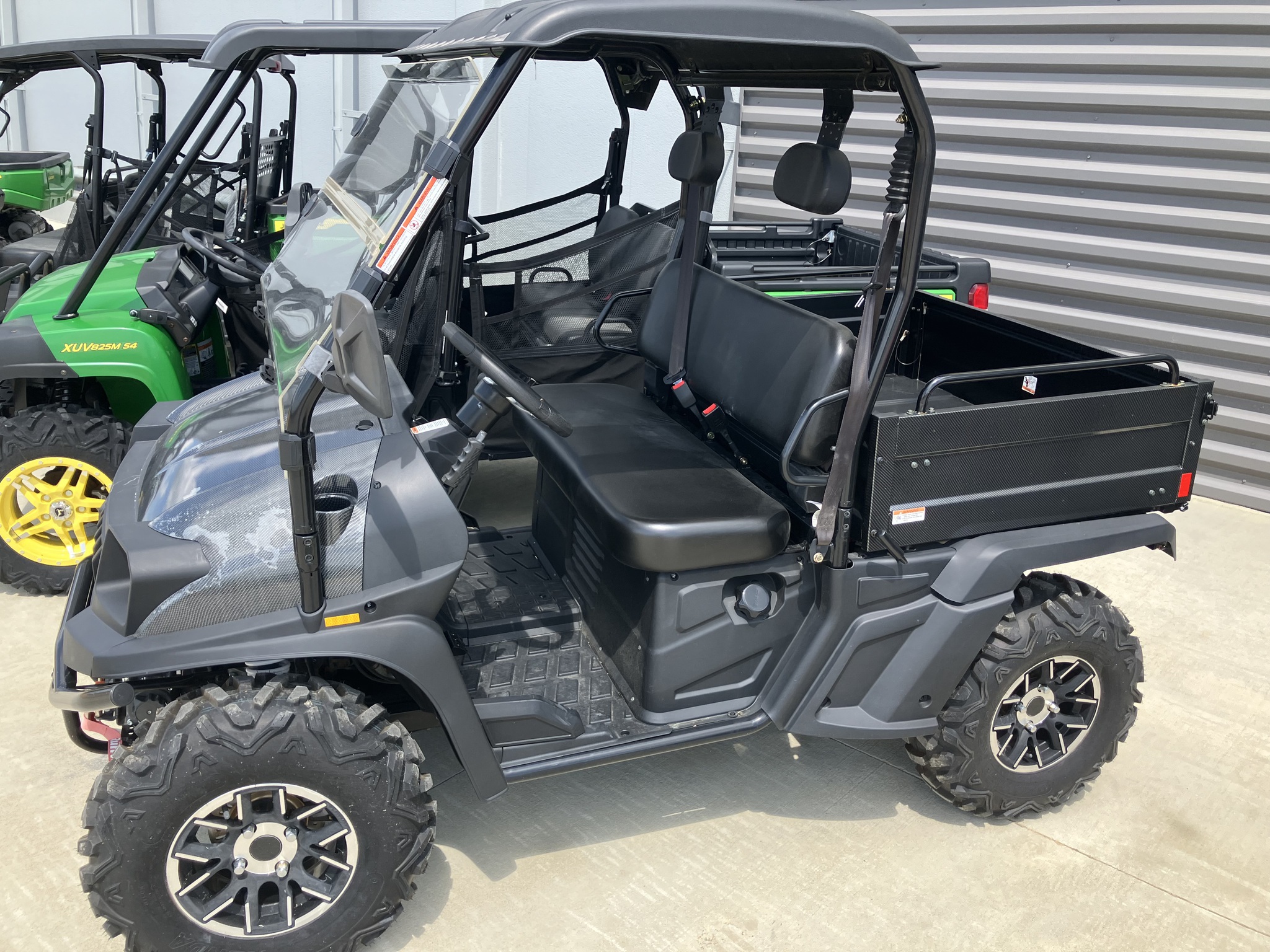 2024 Bighorn 450 VXL-T Image 1